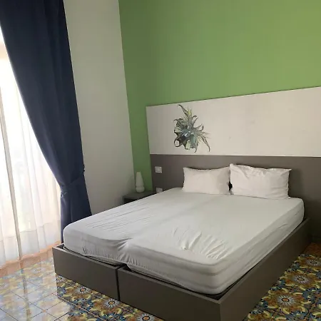 Couette-café Specchio Di Parthenope 4*