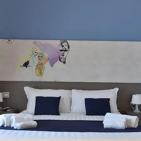 Specchio Di Parthenope Couette-café