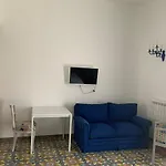 Specchio Di Parthenope فندق مبيت وإفطار نابولي