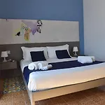 فندق مبيت وإفطار Specchio Di Parthenope 4*