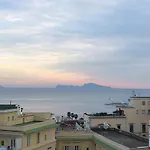 Specchio Di Parthenope 4* نابولي